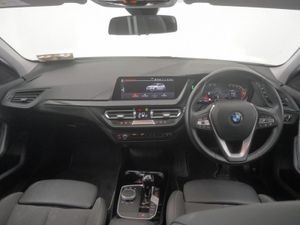 BMW 1 Series 118i Sport - Image 4