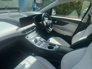 Hyundai Santa Fe 2.2 Crdi 4WD Executive Plus Auto - Image 3