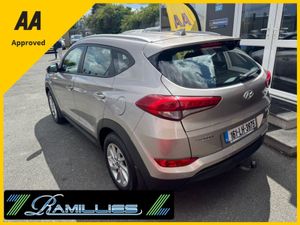 Hyundai Tucson 1.7 Crdi SE Business  Huge Spec  1 - Image 3