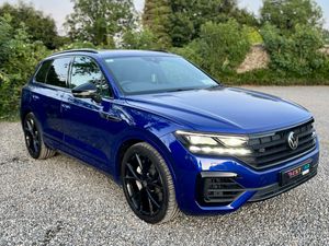 2023 Volkswagen Touareg 3.0TSI PHEV 462HP DSG R - Image 2