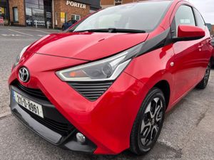2021 Toyota Aygo 1.0 VVT-i x-play Smatphone - Image 3