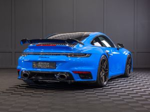 222 Porsche 911 Turbo S - Image 3