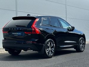 Volvo XC60 B4 2.0D Momentum - Image 2