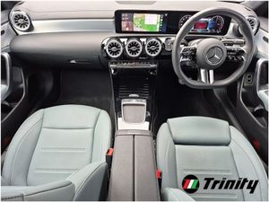 Mercedes-Benz CLA TOP Spec AMG Premium CLA 250E T - Image 2