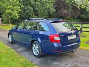 2018 Skoda Octavia Combi 1.6 TDI Low Mileage - Image 4