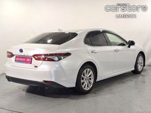 Toyota Camry 2.5 Petrol Hybrid Auto - Image 3