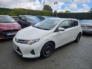 Toyota Auris 2015 Van - Image 3