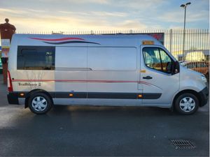 Nissan NV 400 (Stunning 2 berth campervan) - Image 4