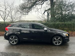 161 VOLVO V40 T2 R Design V LOW KMS   €65 P/W - Image 4