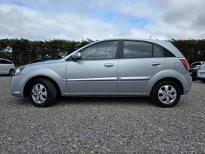 Kia Rio 2012 - Image 2