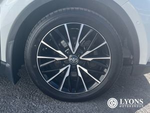 Toyota C-HR 1.8 Petrol Hybrid SOL - Image 3