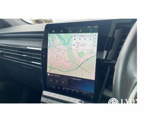 Renault Austral E-tech Hybrid 200 Iconic Esprit A - Image 3