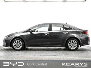 Toyota Corolla 1.8 Hybrid Luna Saloon - Image 4