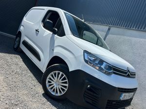 2020 Citroen Berlingo ' Enterprise with A/C - Image 2