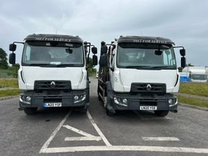 Renault Hyva Skiploaders - Image 2