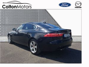 Jaguar XF 2.0 D 180PS Portfolio Manual - Image 4
