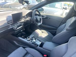 Audi A4 35 TDI 163HP S Tronic S Line - Image 3