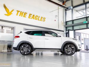 Hyundai Tucson  PREMIUM 5DR - Image 3