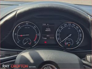 Skoda Superb 2.0 TDI 150bhp Style - Image 4
