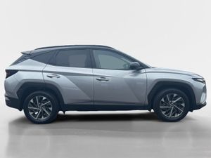 Hyundai Tucson 2WD Executive w.2 Tone Roof - Image 2