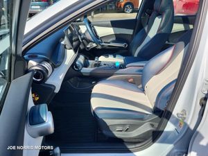 BYD ATTO 3 150KW DESIGN 60kWh AUTO TOP SPEC - Image 4