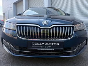 Skoda Superb 2.0 TDI 150HP Style Combi Auto - Image 2
