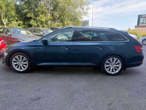 Skoda Superb 2.0 TDI 150HP Style Combi Auto - Image 4