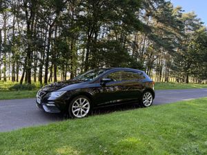 SEAT Leon 2019 1.5 TSI FR - Image 3