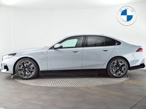 BMW 5 Series 530e M Sport Pro Saloon - Image 3