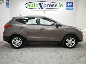 Hyundai ix35 1.7 Executive  Reversing Camera - Image 3