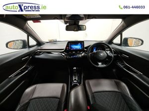 Toyota C-HR 1.8 Excel CVT Automatic  Reversing Ca - Image 4