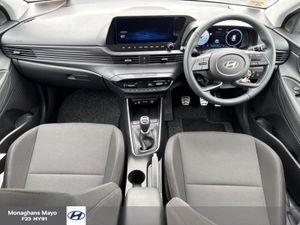Hyundai Bayon 1.2 PETROL EXECUTIVE - Image 2