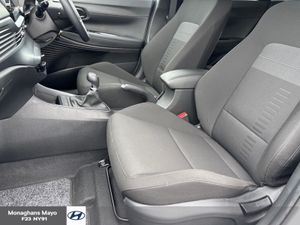 Hyundai Bayon 1.2 PETROL EXECUTIVE - Image 4