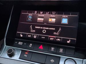 Audi A6 2019 sline - Image 3
