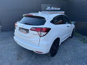 Honda Vezel 1.5 Hybrid Z Auto - Image 4
