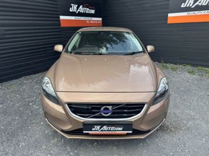 Volvo V40 1.6 T4 SE - Image 2