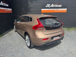Volvo V40 1.6 T4 SE - Image 4