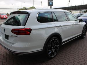 VW  PASSAT 2.0 TDI ALLTRACK 4MOTION(4WD) ELEGANCE - Image 4