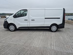 Opel Vivaro 2016 - Image 4