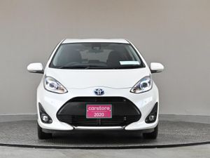 Toyota Aqua 1.5 Vvt-i Hybrid  reverse Cam park Se - Image 2