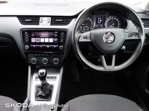 Skoda Octavia Soleil 1.6tdi 115HP - Image 2