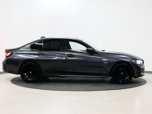 *1* 2022 BMW 3-Series 2.0 se pro - Image 3