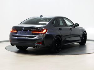 *1* 2022 BMW 3-Series 2.0 se pro - Image 4
