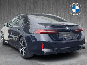 BMW 5 Series 530e M Sport Pro - Image 2