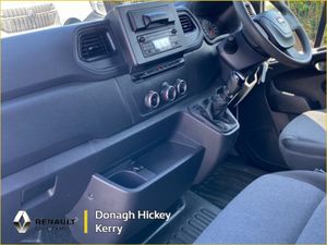 Nissan NV400 Nv400 L2 H2 FWD 135 - Image 2