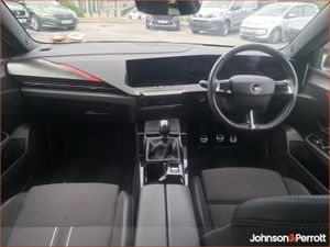 Opel Astra SRI 1.2 Petrol Manual.  huge Spec / IN - Image 3