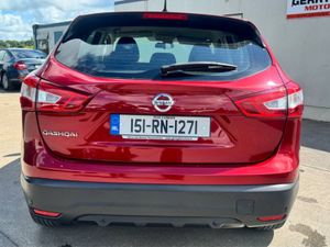Nissan QASHQAI 1.2 Petrol Dig-t Acenta 115PS 5DR - Image 4