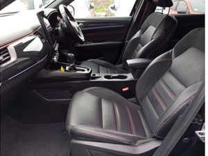Renault Arkana R.s. Line E-tech Hybrid 145 Auto - Image 4