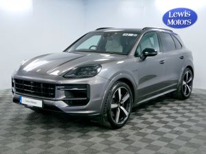 2024 Porsche Cayenne E-Hybrid IRISH CAR - Image 4