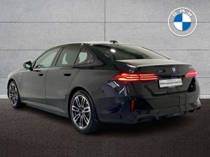 BMW 5 Series 530e M Sport Saloon - Image 3